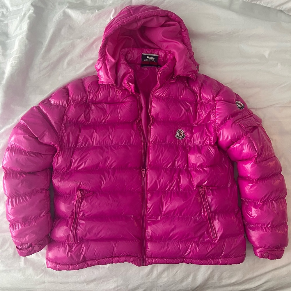 Moncler Fuchsia Pink Down Puffer Jacket Womens XL Nylon Laqué Hooded Authentic.